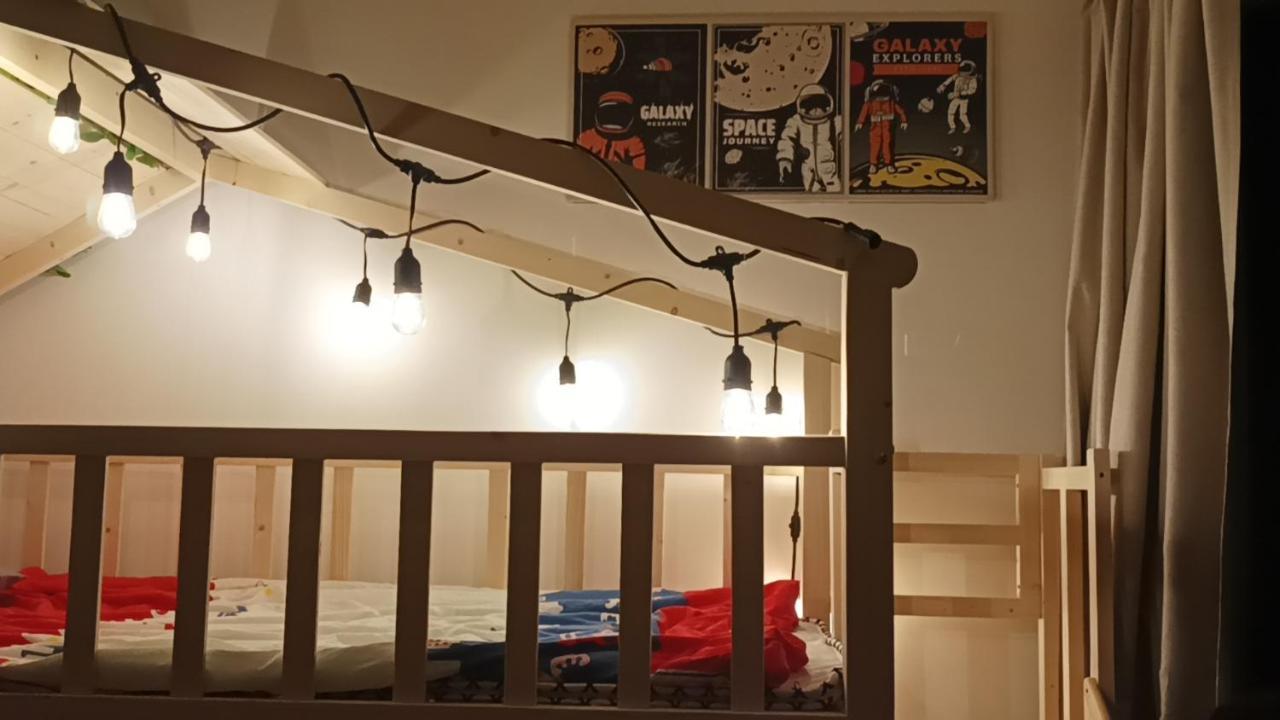 Apartment Japandi Family Play With Slide Bunk Bed Kajang