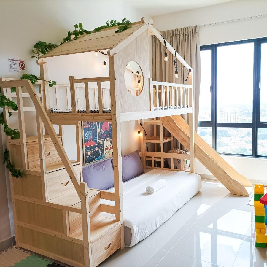 Apartment Japandi Family Play With Slide Bunk Bed Kajang